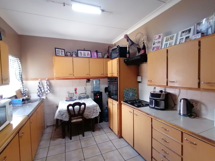 4 Bedroom Property for Sale in Stilfontein Ext 4 North West